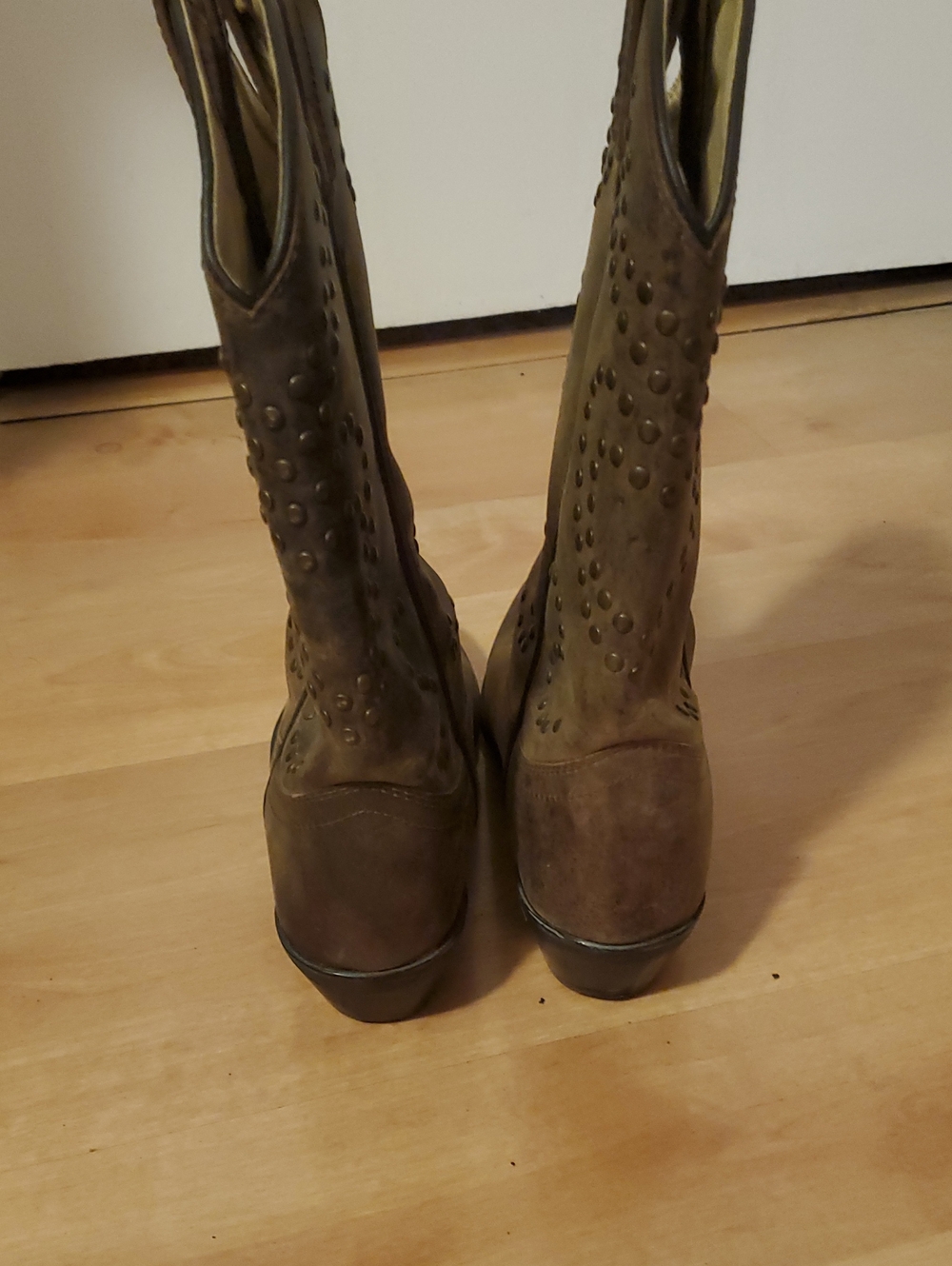 Women's Brown Studded Western Ankle Boots - Picture 4 of 5